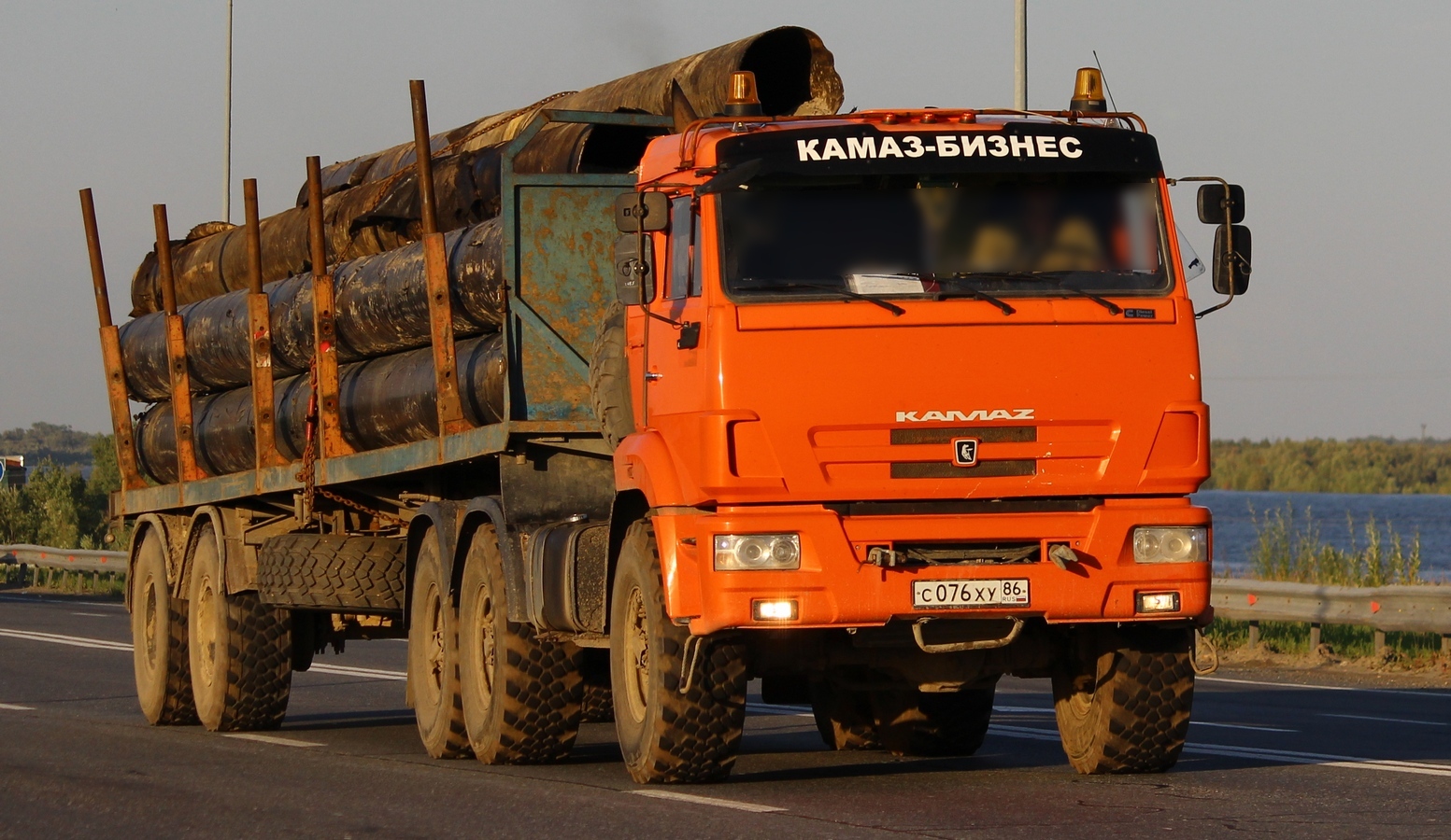 system prime fluid mover TRACTOR GCW KAMAZ TRUCK MOVER 6X6 (PRIME 44108 32350 KG,